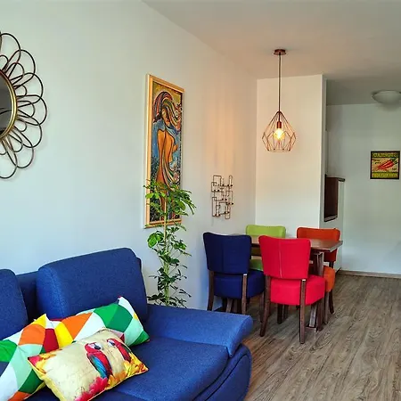Slovenika Apartment *